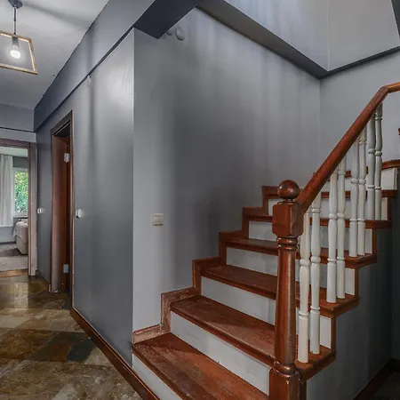 Duplex Flat W Panoramic Bosphorus View And Terrace * Istanbul