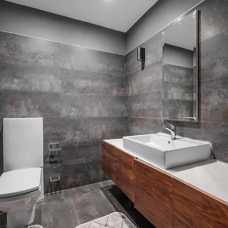 Duplex Flat W Panoramic Bosphorus View And Terrace Appartement