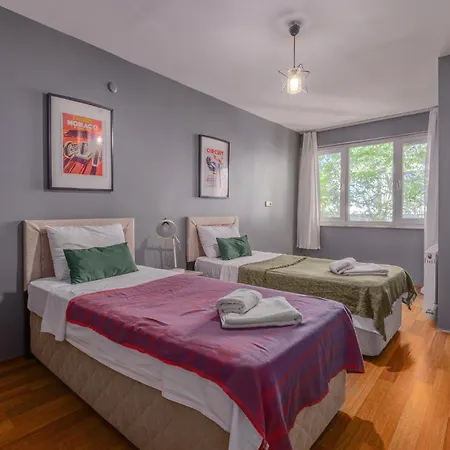 Duplex Flat W Panoramic Bosphorus View And Terrace Appartement