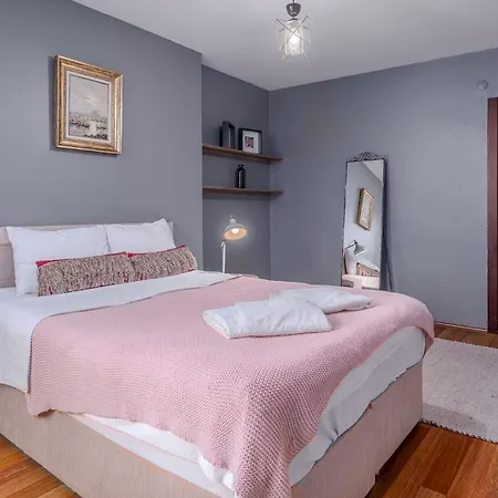 Duplex Flat W Panoramic Bosphorus View And Terrace Isztambul