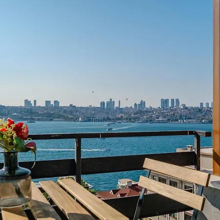 Elevated Bosphorus Escape Private Terrace *