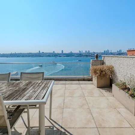 Duplex Flat W Panoramic Bosphorus View And Terrace Apartman *